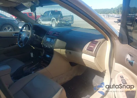 2004 Honda Accord 3.0 Ex z USA, uszkodzony, nr VIN 1HGCM66544A077950